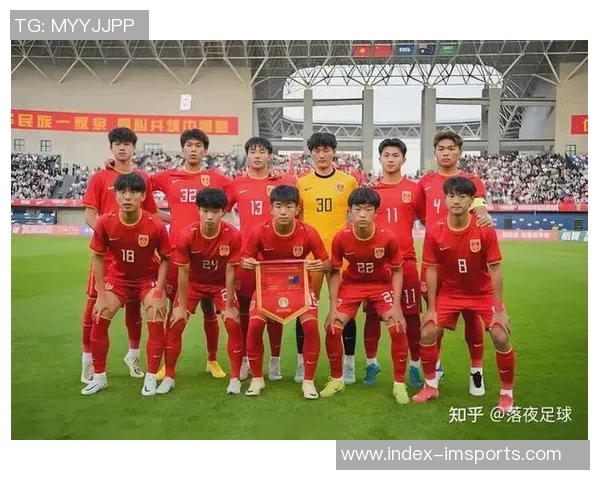 足球怎么才能提高技术水平和战术意识成为更优秀的球员